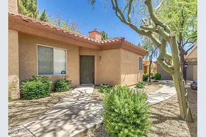 2929 W Yorkshire Drive #1049, Phoenix, AZ 85027 - Photo 1