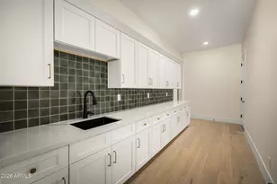 4048 E Minnezona Ave, Phoenix, AZ 85018 - Photo 13