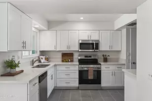 18010 N 134th Dr, Sun City West, AZ 85375 - Photo 9