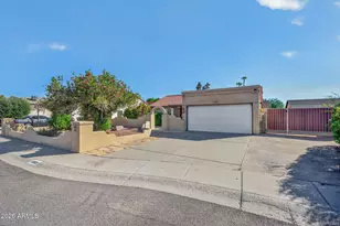10415 N 63rd Dr, Glendale, AZ 85302 - Photo 1