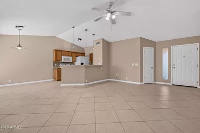 10415 N 63rd Drive, Glendale, AZ 85302 - Photo 11
