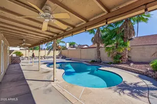 10415 N 63rd Dr, Glendale, AZ 85302 - Photo 7