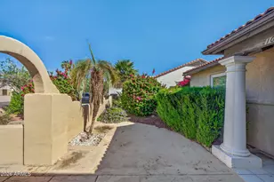 10415 N 63rd Dr, Glendale, AZ 85302 - Photo 5