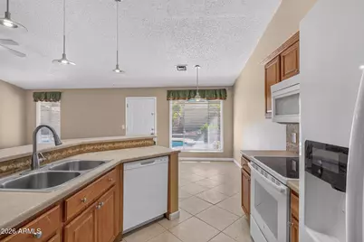10415 N 63rd Drive, Glendale, AZ 85302 - Photo 17