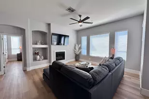 16420 N Thompson Peak Pkwy, Scottsdale, AZ 85260 - Photo 5