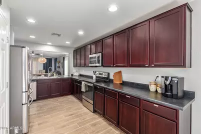 18221 W Pueblo Avenue, Goodyear, AZ 85338 - Photo 9