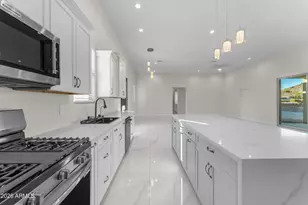 18632 W Santa Irene Dr, Goodyear, AZ 85338 - Photo 37