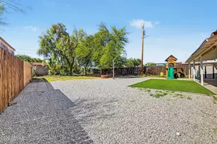 568 N 111th St, Mesa, AZ 85207 - Photo 31