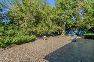 140 W University Dr, Mesa, AZ 85201 - Photo 25