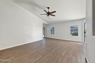 6432 W Crown King Road, Phoenix, AZ 85043 - Photo 7