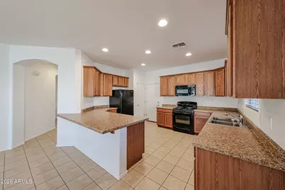15988 W Yavapai Street, Goodyear, AZ 85338 - Photo 7