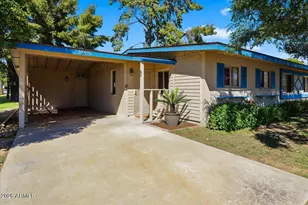10916 W Peoria Ave, Sun City, AZ 85351 - Photo 3