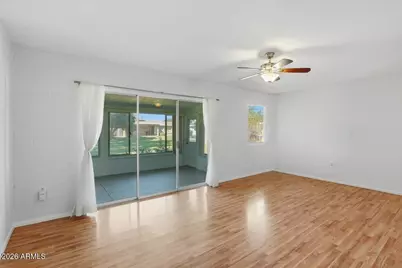 10916 W Peoria Avenue, Sun City, AZ 85351 - Photo 9