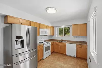 10916 W Peoria Avenue, Sun City, AZ 85351 - Photo 5