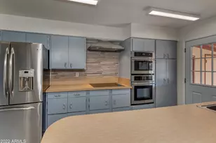 201 W Alameda Dr, Tempe, AZ 85282 - Photo 9