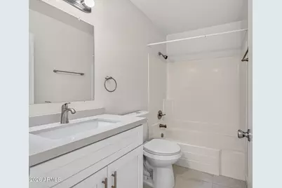9024 N 51st Lane, Glendale, AZ 85302 - Photo 13