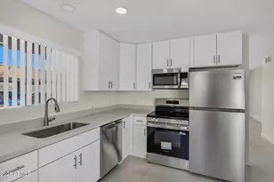 9024 N 51st Ln, Glendale, AZ 85302 - Photo 21