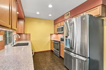 16818 N Burns Drive, Sun City, AZ 85351 - Photo 3