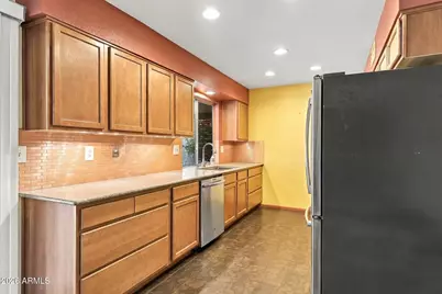 16818 N Burns Drive, Sun City, AZ 85351 - Photo 13