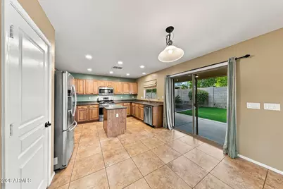 6330 W Big Oak Street, Phoenix, AZ 85083 - Photo 11