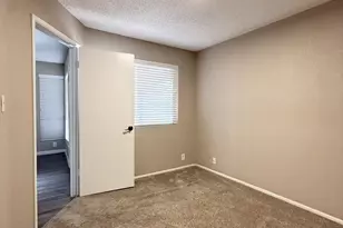 501 W Tonopah Dr, Phoenix, AZ 85027 - Photo 3