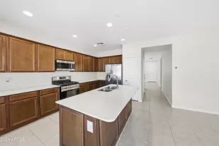 12354 W Gardenia Ct, Glendale, AZ 85307 - Photo 7