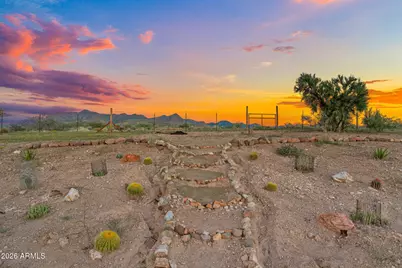 26672 W Billy Clegg Road, Congress, AZ 85332 - Photo 37