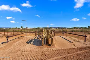 50828 W Long Rifle Rd, Aguila, AZ 85320 - Photo 19