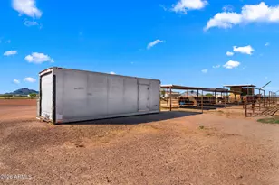 50828 W Long Rifle Rd, Aguila, AZ 85320 - Photo 25