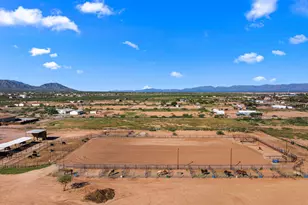 50828 W Long Rifle Rd, Aguila, AZ 85320 - Photo 17