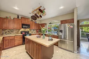 10070 E Doubletree Ranch Rd, Scottsdale, AZ 85258 - Photo 11