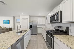 16237 W Culver St, Goodyear, AZ 85338 - Photo 13