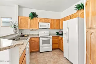 2294 Evening Shadow Ct, Sierra Vista, AZ 85650 - Photo 11