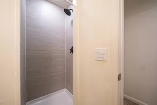 13209 N 10 Bed Bhrf Opportunity Pl, Phoenix, AZ 85032 - Photo 13