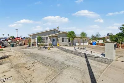 5454 W Roanoke Avenue, Phoenix, AZ 85035 - Photo 3