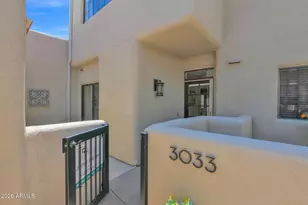3033 E Rose Ln, Phoenix, AZ 85016 - Photo 1