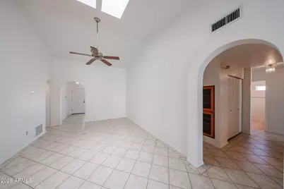 9122 W Hearn Road, Peoria, AZ 85381 - Photo 9