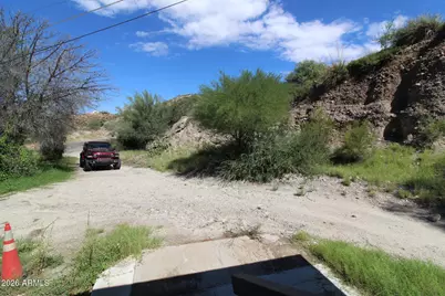 6052 S Cleveland Avenue, Miami, AZ 85539 - Photo 5