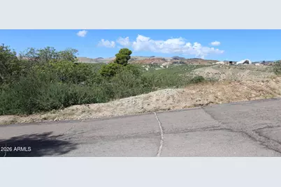 6052 S Cleveland Avenue, Miami, AZ 85539 - Photo 3