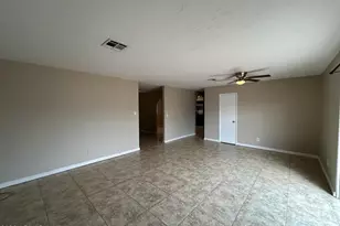 4753 N 70th Ave, Phoenix, AZ 85033 - Photo 13