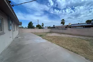 4753 N 70th Ave, Phoenix, AZ 85033 - Photo 41