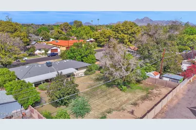 1217 W Solano Drive, Phoenix, AZ 85013 - Photo 9