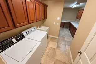 2314 W Old Paint Trail, Phoenix, AZ 85086 - Photo 23