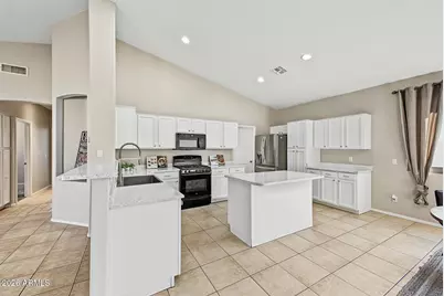 20914 N 94th Lane, Peoria, AZ 85382 - Photo 11
