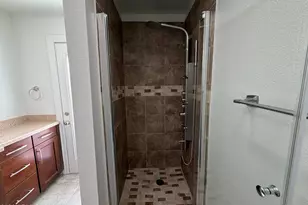 10240 E Cochise Dr, Scottsdale, AZ 85258 - Photo 19