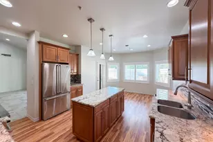 10240 E Cochise Dr, Scottsdale, AZ 85258 - Photo 9