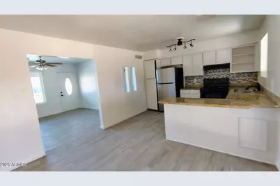 1525 W Hartford Avenue, Phoenix, AZ 85023 - Photo 5