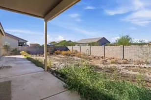 12672 W Cabrillo Dr, Arizona City, AZ 85123 - Photo 23