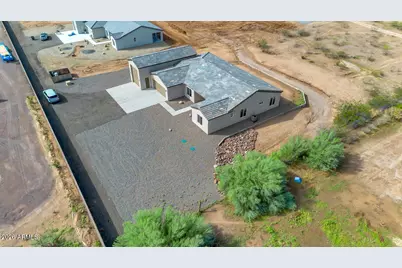 28328 N 220th Avenue, Wittmann, AZ 85361 - Photo 3