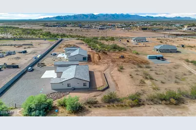 28328 N 220th Avenue, Wittmann, AZ 85361 - Photo 7